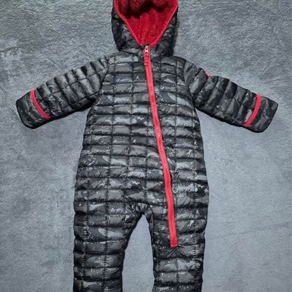 Snozu Heavy Duty Cozy Fleece Lined Quilted Gray/Red Baby Winter Snowsuit - Picture 1 of 8